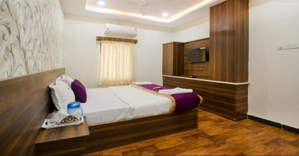 Hotel Grand Ashirwad By Wb Inn 세쿤데라바드 외부 사진